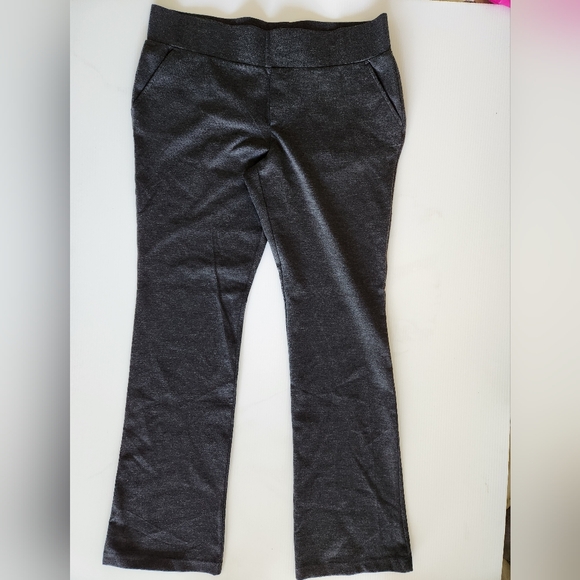 Daisy Fuentes Women's Dark Charcoal Stretch Pants - Picture 2 of 10